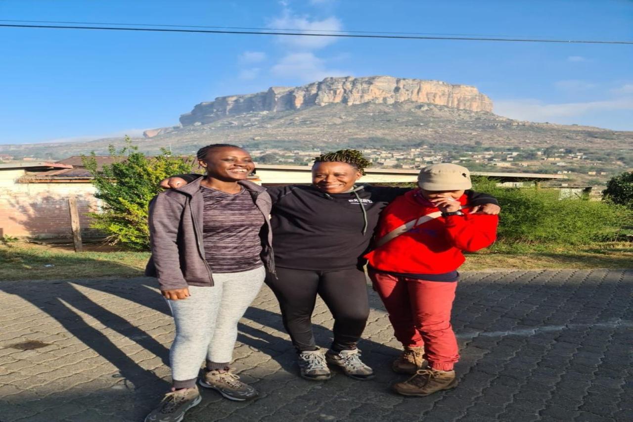 Maluti Backpackers Otel Phuthaditjhaba Dış mekan fotoğraf