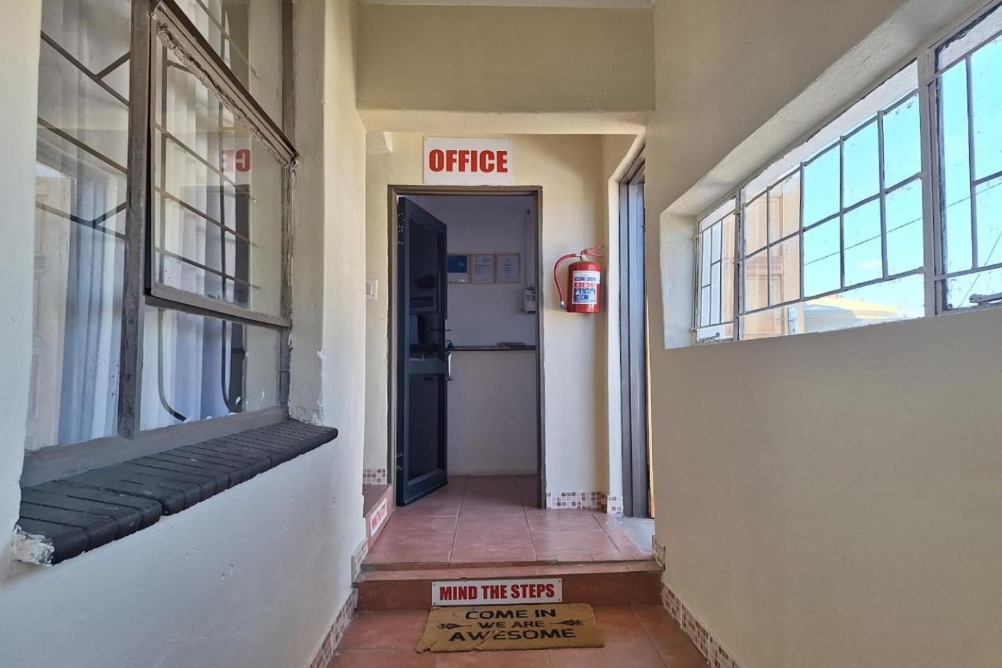 Maluti Backpackers Otel Phuthaditjhaba Dış mekan fotoğraf