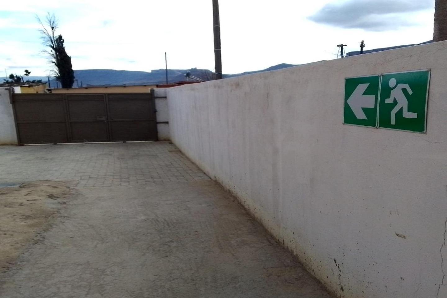 Maluti Backpackers Otel Phuthaditjhaba Dış mekan fotoğraf