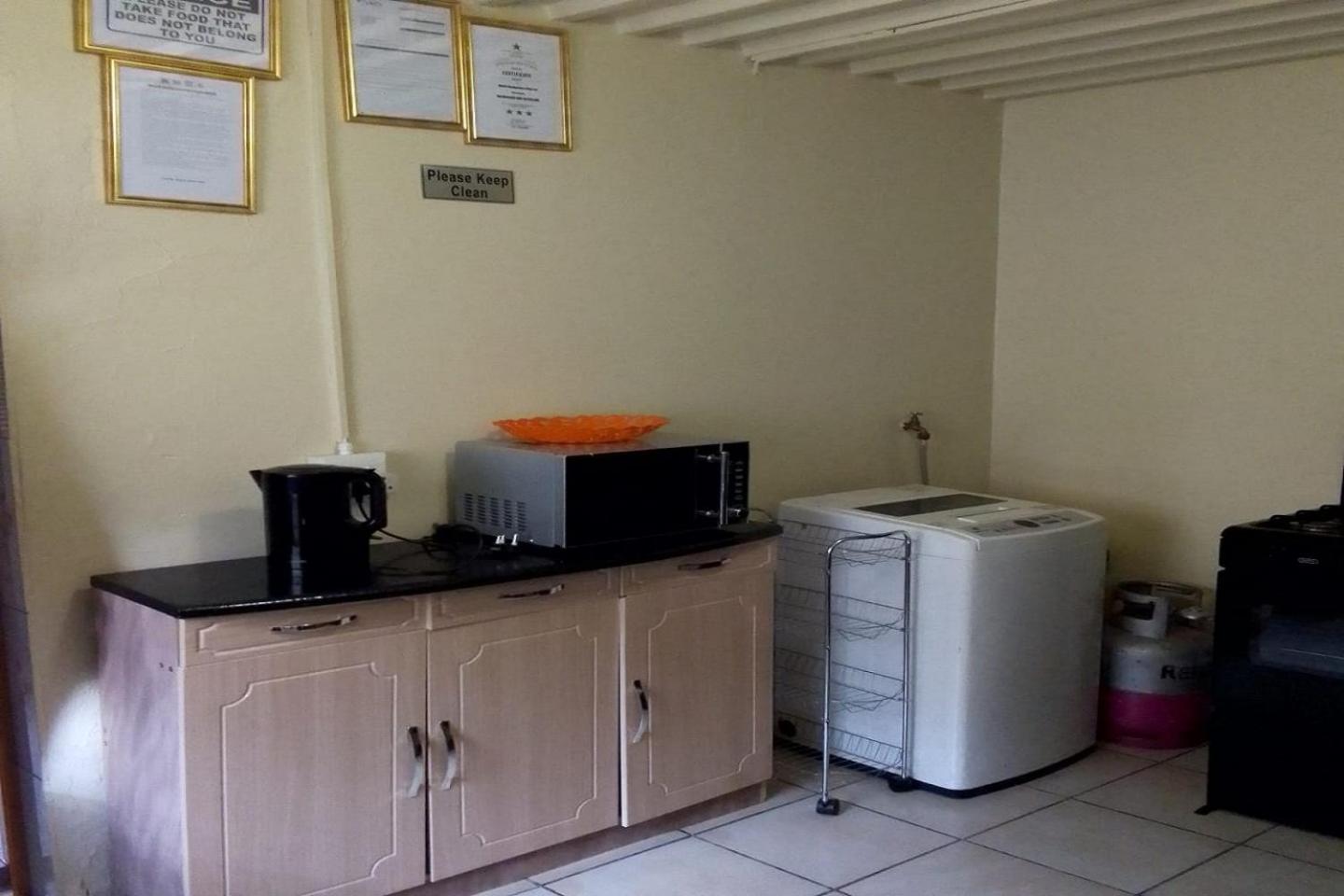 Maluti Backpackers Otel Phuthaditjhaba Dış mekan fotoğraf
